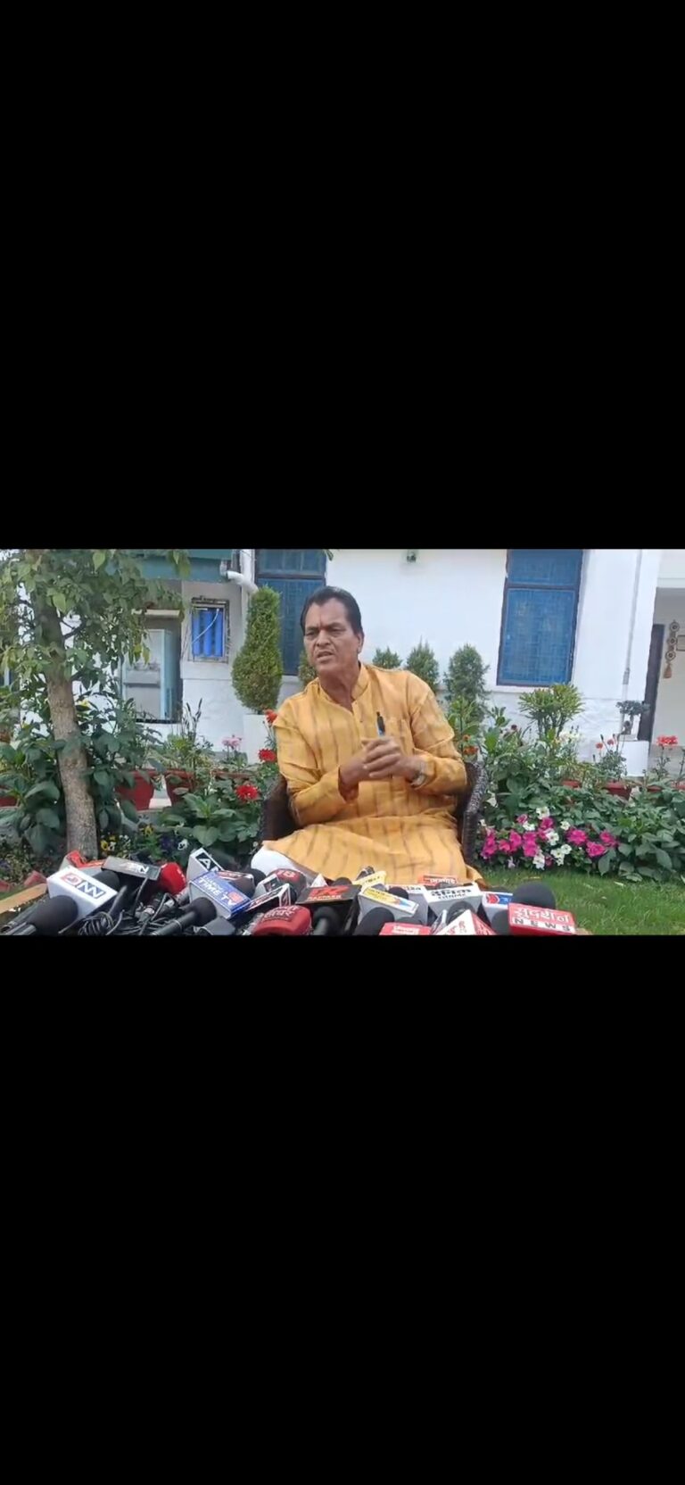 मंत्री प्रेमचंद अग्रवाल ने दिया इस्तीफा