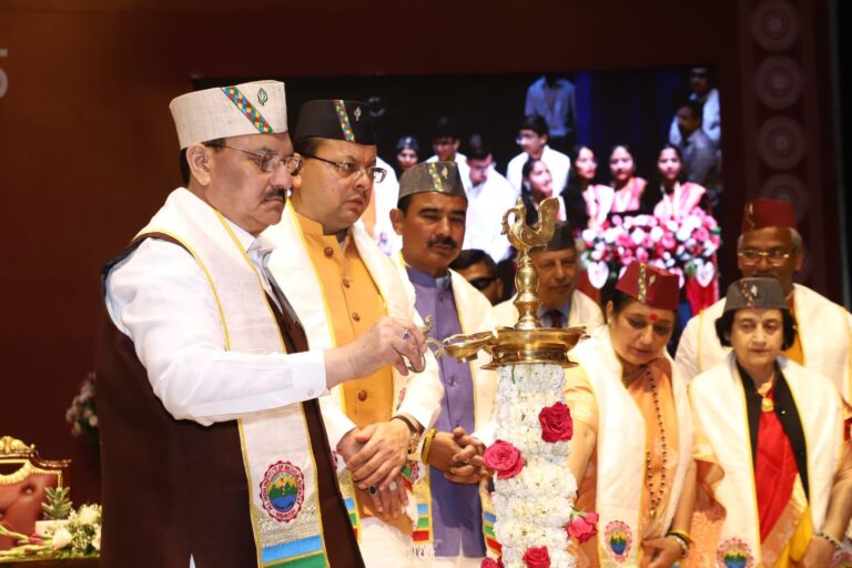 केंद्रीय स्वास्थ्य मंत्री  जेपी नड्डा ने अखिल भारतीय आयुर्विज्ञान संस्थान (AIIMS) ऋषिकेश के 5वें दीक्षांत समारोह की अध्यक्षता की
