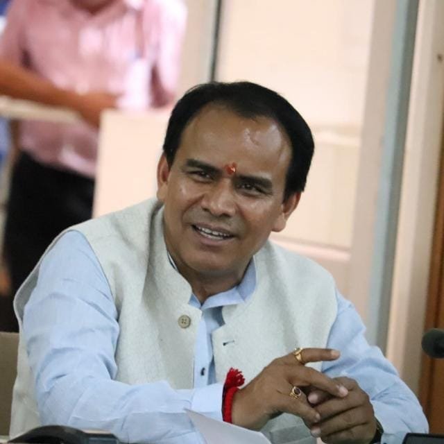 धामी सरकार की सख्ती, डेंगू पर सभी विभाग होंगे एकजुट ,डेंगू रोकथाम को लेकर स्वास्थ्य सचिव डॉ आर राजेश कुमार ने जारी की एडवाइजरी